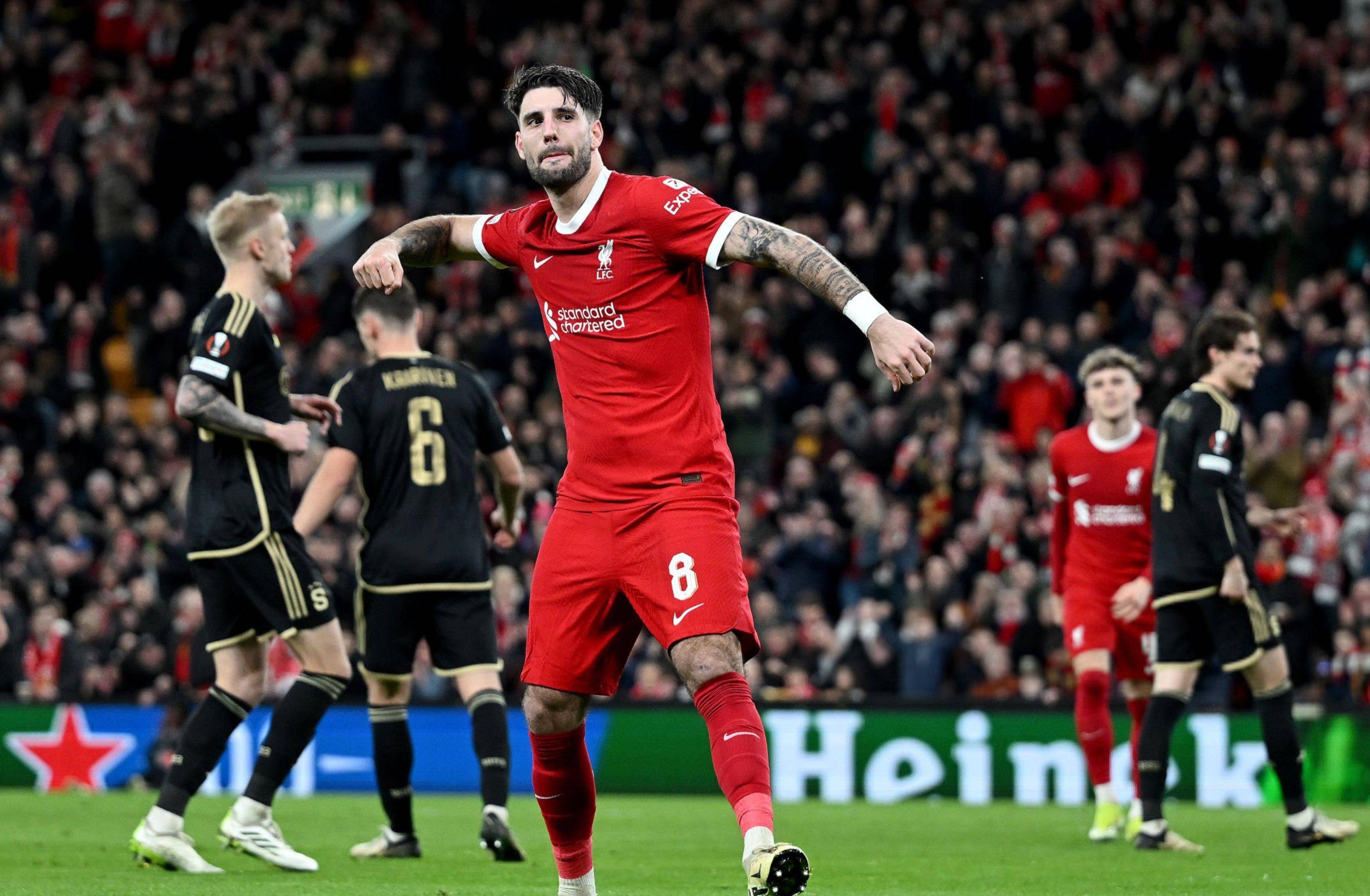 勒沃库森队再战告捷，状态高涨排名逐渐回升，表现亮眼