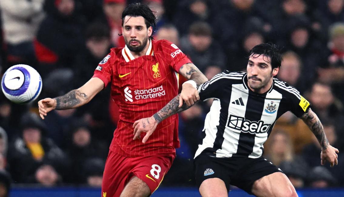 英格兰队在温布利战胜阿尔及利亚队，气势如虹