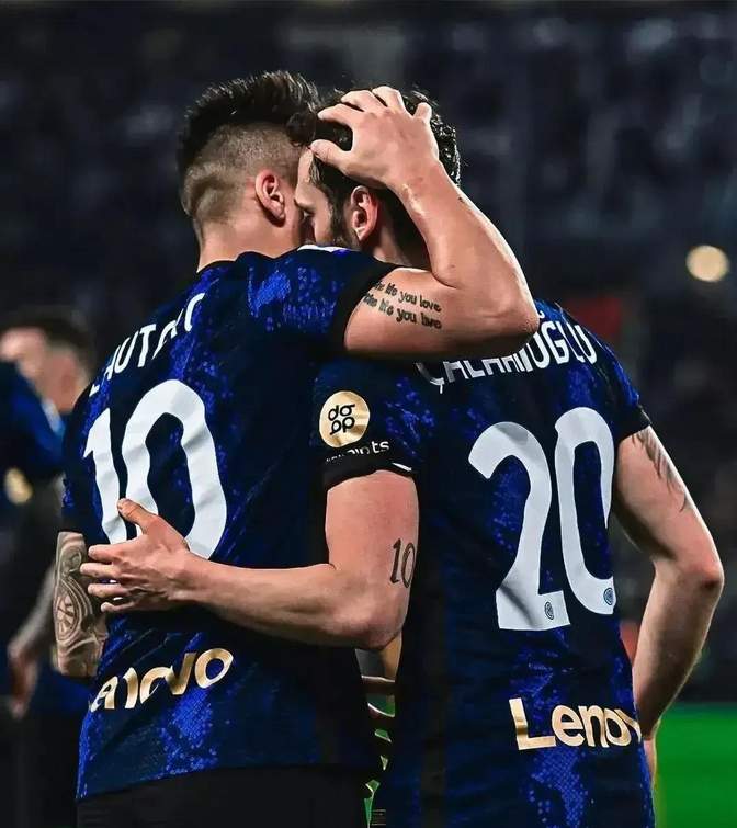 开云体育登录-葡萄牙队险胜波兰队，奥恰洛夫带队取胜